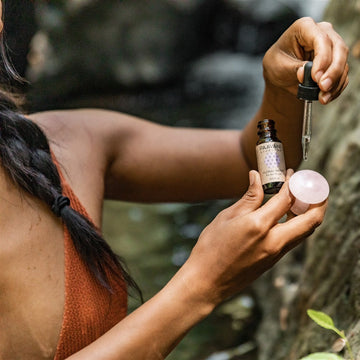 Radiant Skin Ritual | Ayurvedic Rose Quartz Facial Massage Kit - Skincare Lab